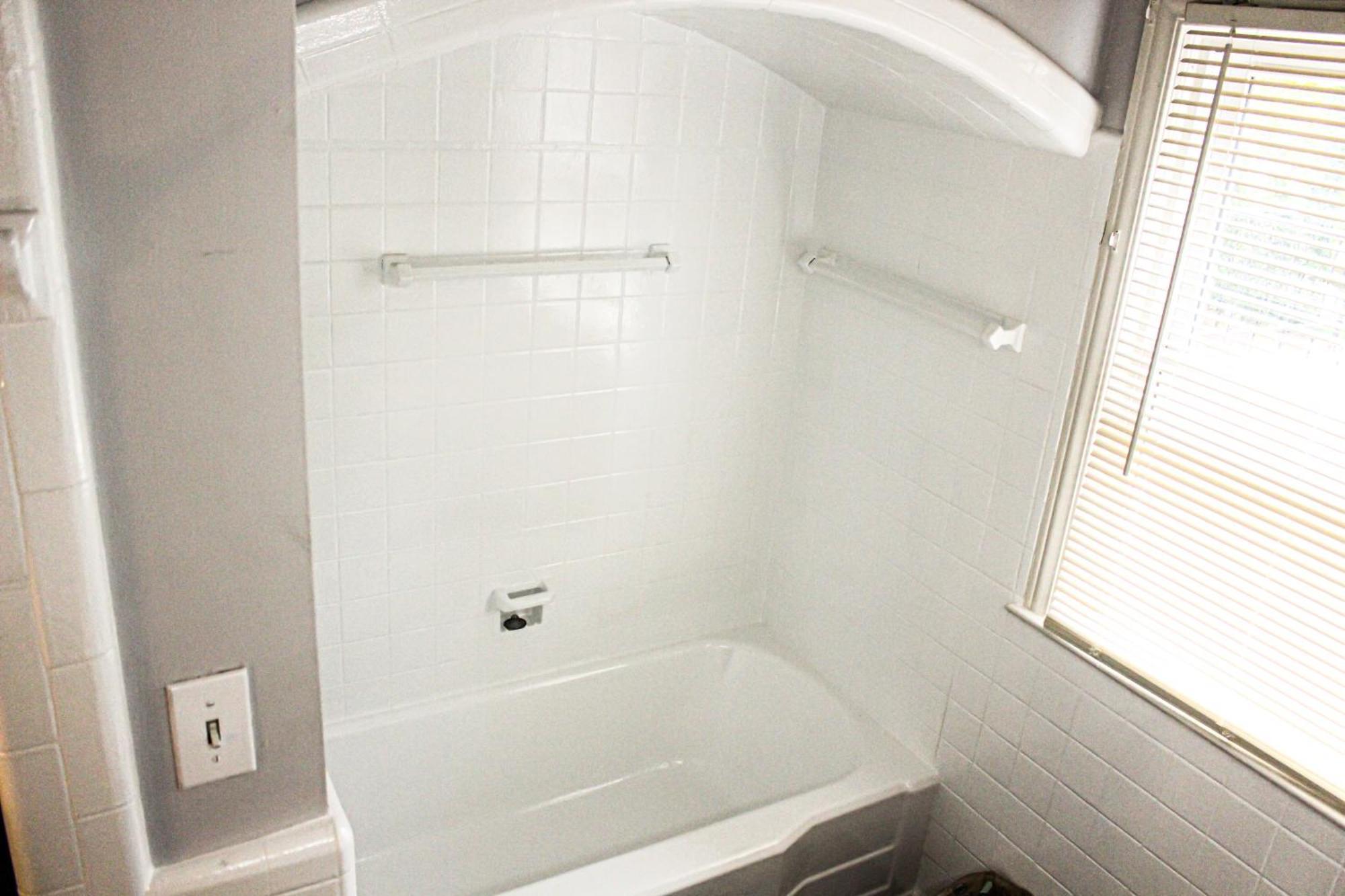 Master Bedroom In Home Away From Home Detroit Exterior foto